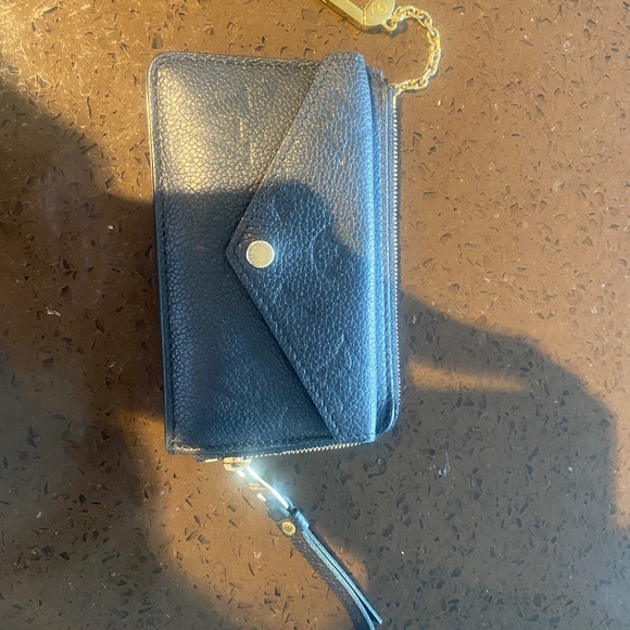 Louis Vuitton cardholder - Picture 1 of 5